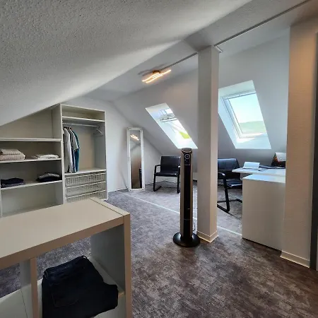 Апартаменты 3-room With Balcony Нортхайм